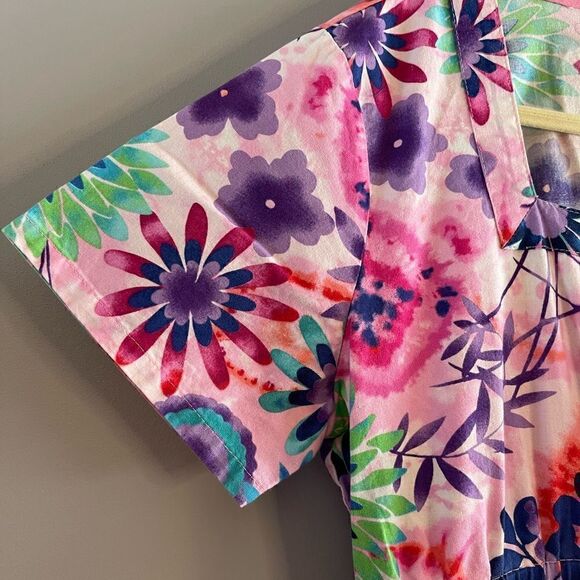 Fundamentals by White Swan Bright Tropical Floral Scrub Top | SZ S - Picture 7 of 9